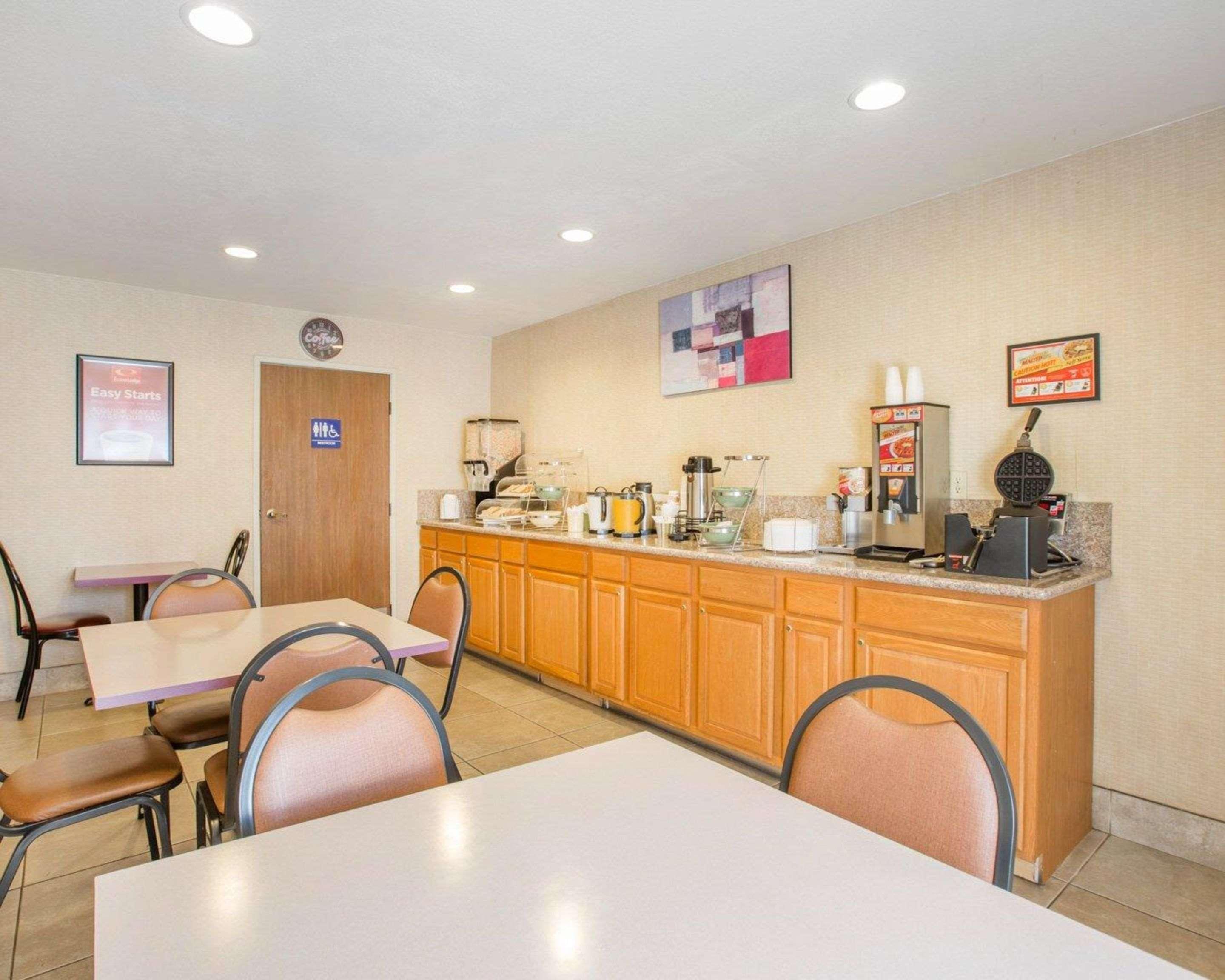 Econo Lodge Inn & Suites Lodi - Wine Country Area מראה חיצוני תמונה
